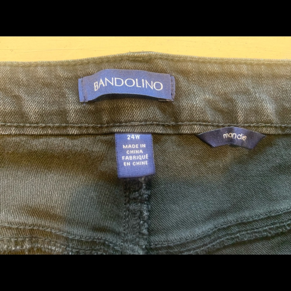 Women’s Bandolino (Mandie) jeans plus size 24